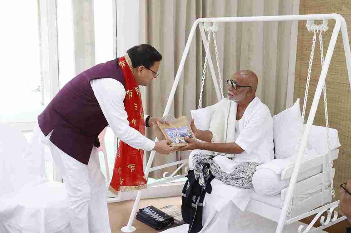 नंदप्रयाग में रामकथा में शामिल हुए मुख्यमंत्री धामी, कहा- श्रीराम के आदर्श जीवन को बनाते हैं राममय