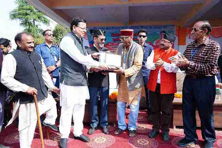 मुख्यमंत्री ने किया स्वतंत्रता सेनानी शहीद केसरी चंद को नमन