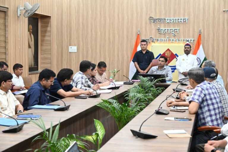 उत्तराखंड में कोरोना की दस्तक से देहरादून जिला प्रशासन अलर्ट।