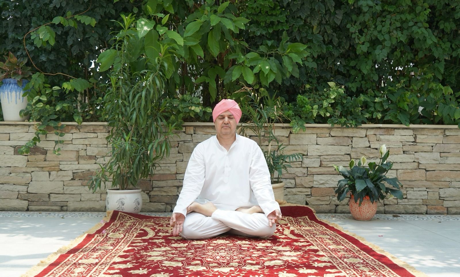 श्रीमहंत देवेन्द्र दास जी महाराज ने अन्तर्राष्ट्रीय  योग दिवस पर देशवासियों को दी बधाई