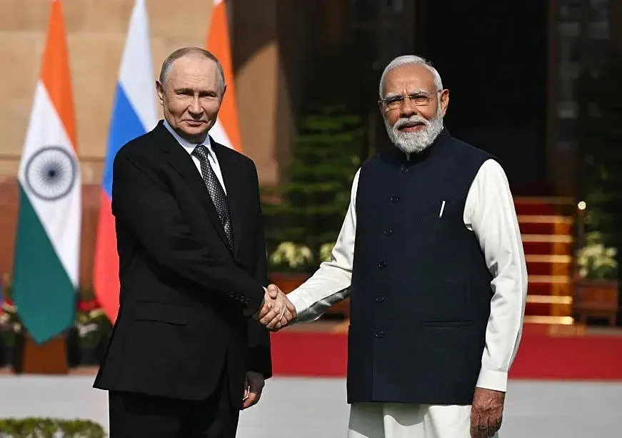 पुतिन पहुंचे भारत, मोदी से होगी अहम मुलाकात; रक्षा, व्यापार और ऊर्जा सहयोग पर रहेगा फोकस